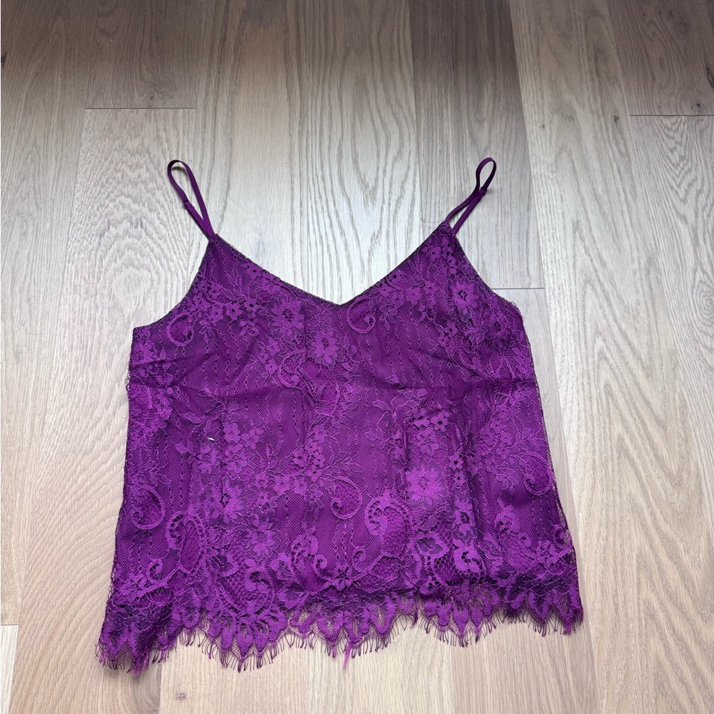 Wayf Lace Detail Top
